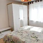 Tradicia Apartment